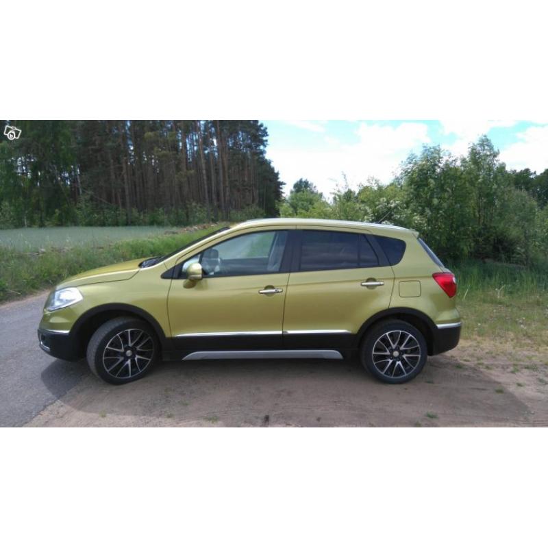 Suzuki S-Cross 1,6 DDIS High Executive -14