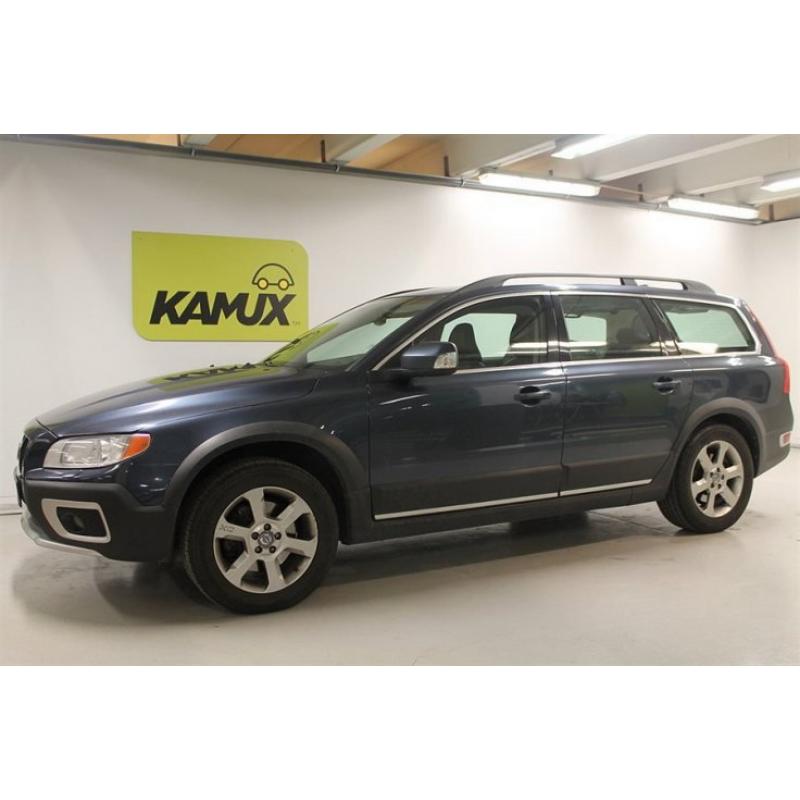 Volvo XC70 D5 AWD SUMMUM DIESELVÄRMARE FOUR-C -08