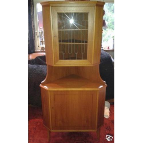 Retro / vintage Hörnskåp i Teak