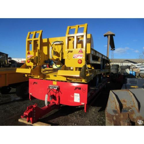 JPM trailers