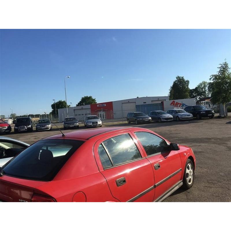 Opel Astra 1.6 comfort ac ny besiktad lågmil -02