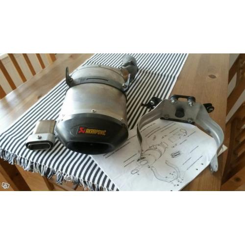 Akrapovic Zx6r 05/06