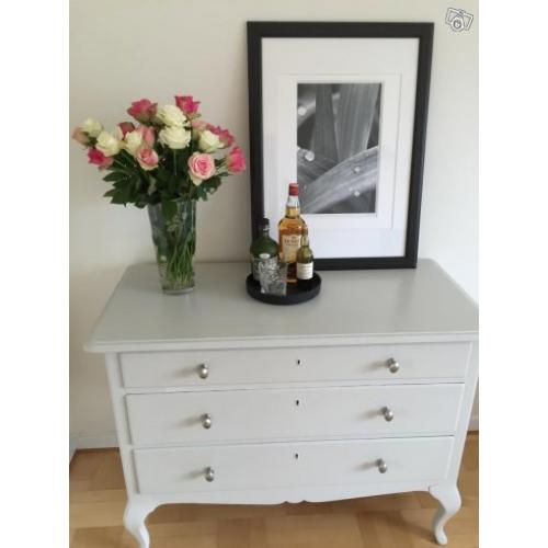 Byrå shabby chic gustaviansk stil