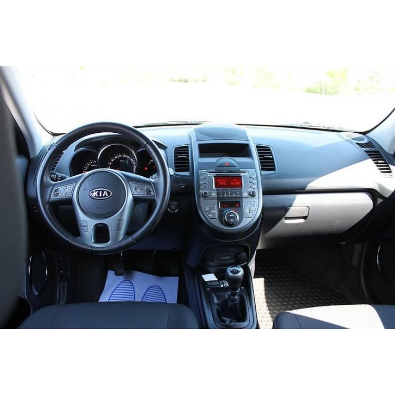 Kia Soul 1,6 CRDi -11