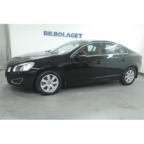 Volvo S60 D5 AWD Summum -12
