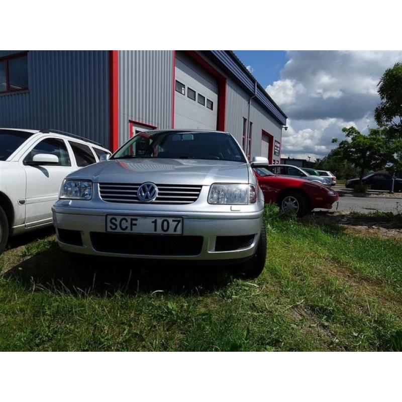 Volkswagen Polo 1.4 / Svensksåld -01