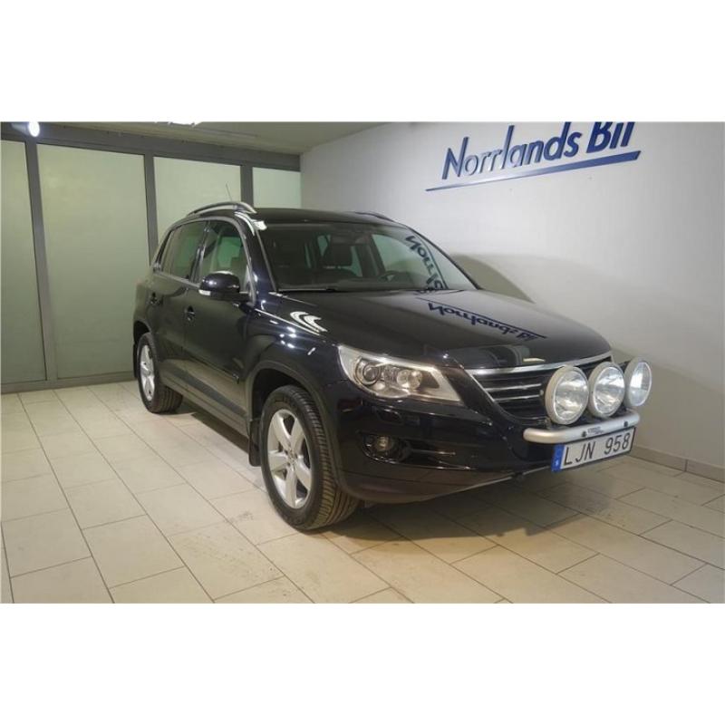 Volkswagen Tiguan 2.0 TRACK4M103 TDIM6A -10