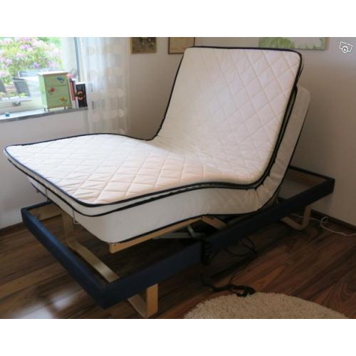 Höj- & sänkbar säng 195 x 105 Elmotor