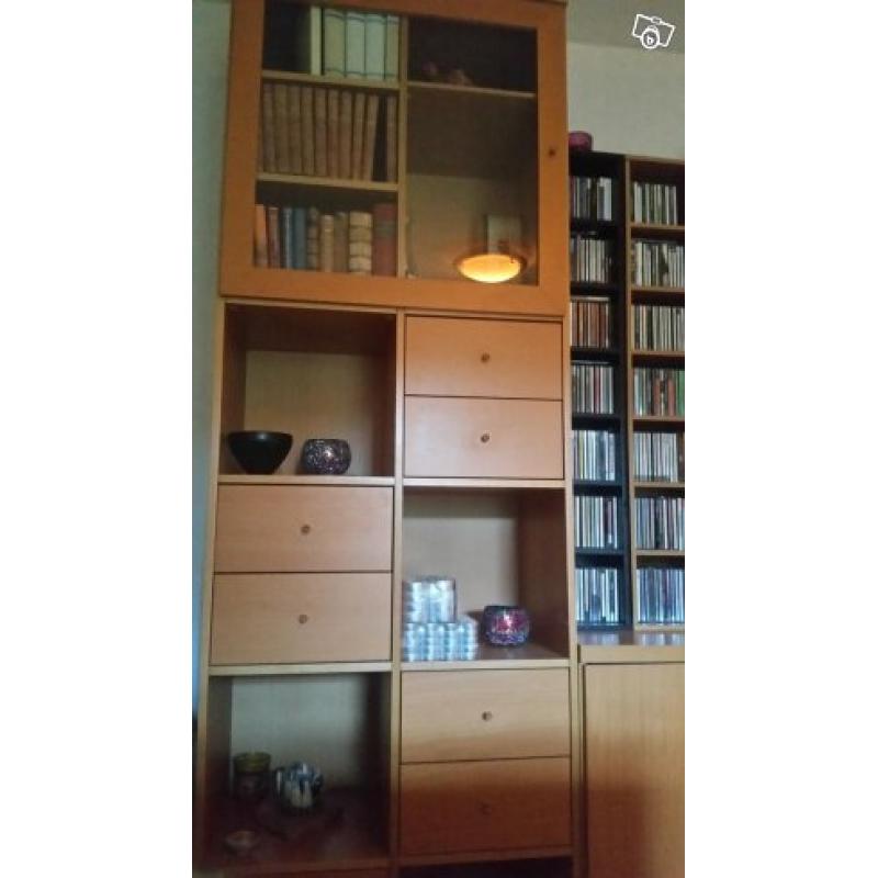 Skåp av märket Bonde från Ikea