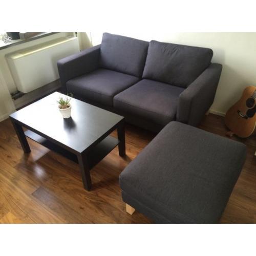 Soffa, fotpall och soffbord