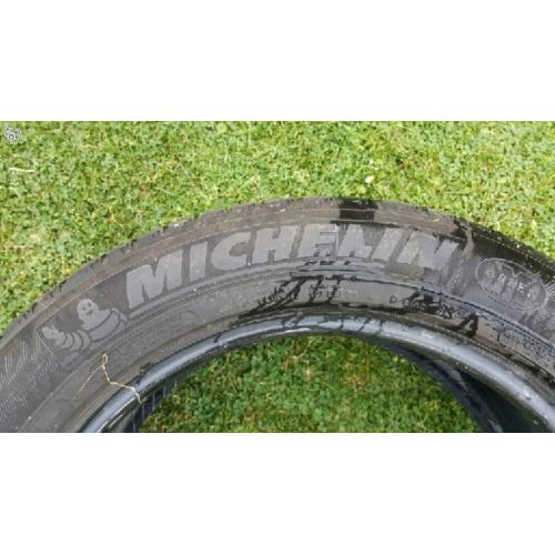 Michelin 235/55 R19