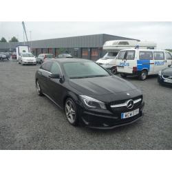 Mercedes-Benz CLA 200 CDI Shooting Brake AMG -15