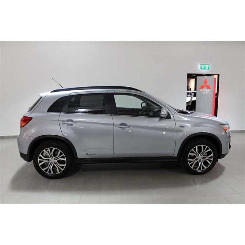 Mitsubishi ASX 2.2D Automat 4WD Bus NAV Plus -16