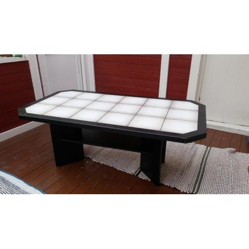 Skrivbord & Vardagsrumsbord & Datorbord