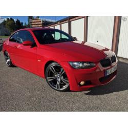 Unik BMW 330 d Coupe M-Sport -08