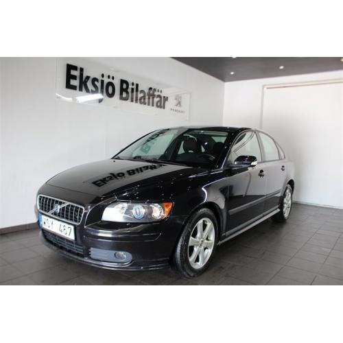 Volvo S40 2,0D 136hk R Design -05