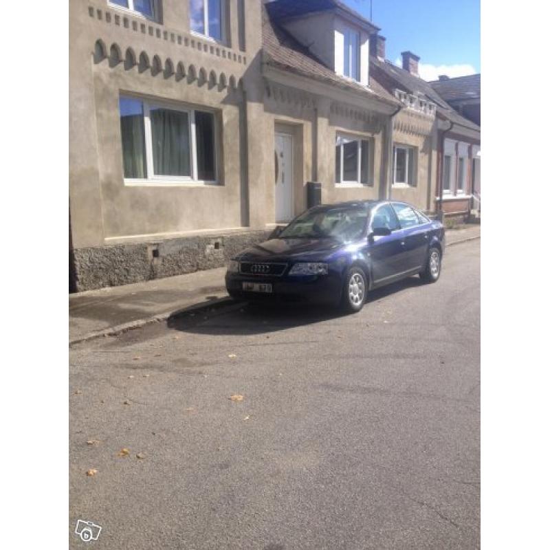 Audi A6 2.4 ny besiktad, fullutrustad -98