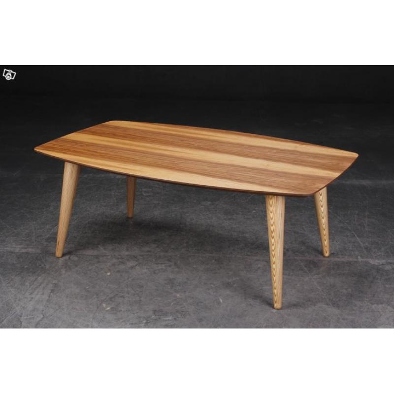 Soffbord av satin valnöt
