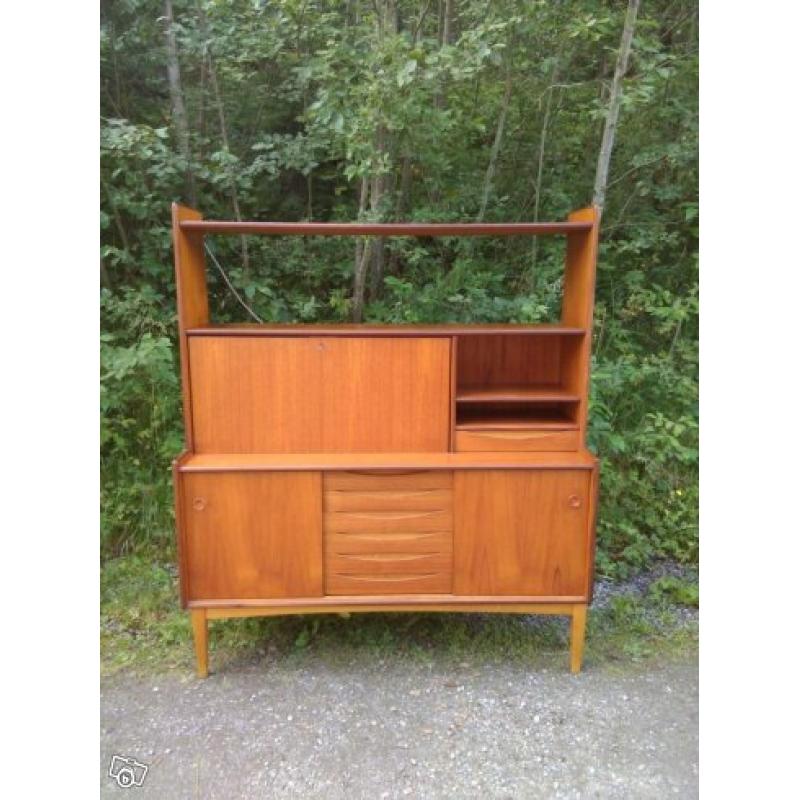 Teakhylla och teakskrivbord 60 tal retro teak