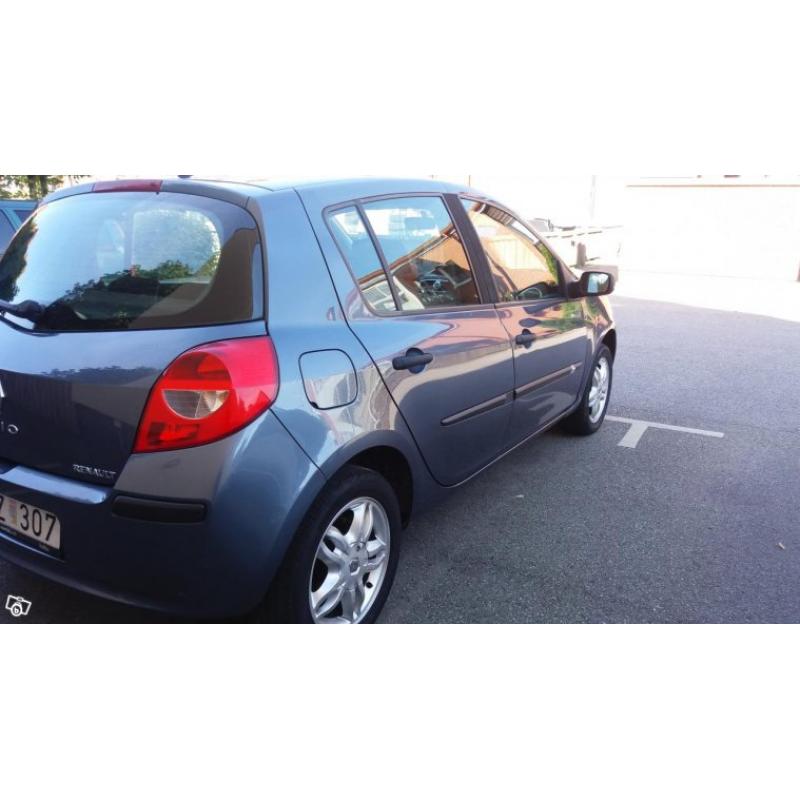 Välvårdad Renault R Clio 1,4 -06