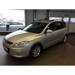 Hyundai i30 1,6 CRDi Låga mil *Lagerrensning -08