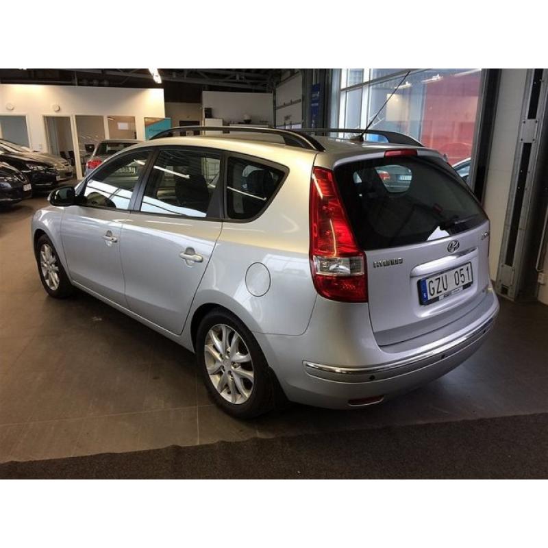 Hyundai i30 1,6 CRDi Låga mil *Lagerrensning -08