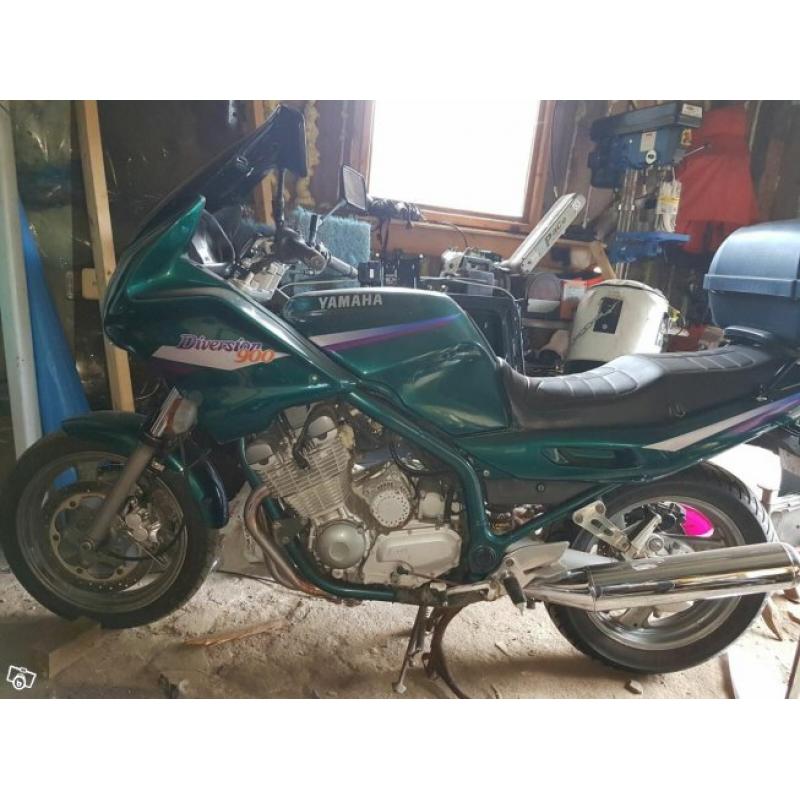 Yamaha 900 diversion -96