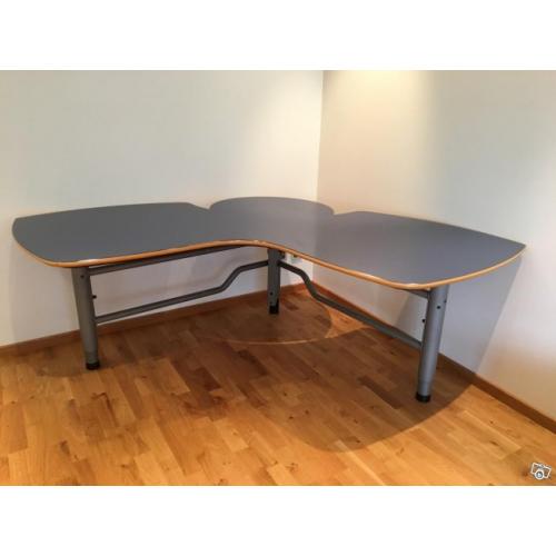 Skrivbord / Kontorsbord