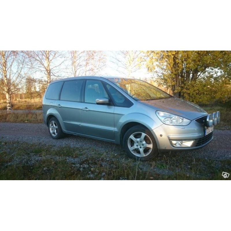 Ford Galaxy -06