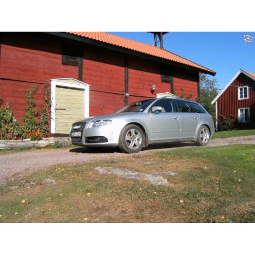 AUDI A4 TDI Avant Quattro S-line -07