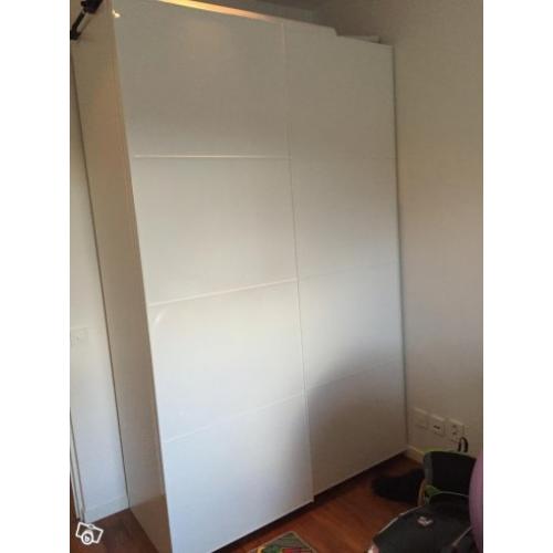 Pax garderob komplett inredning