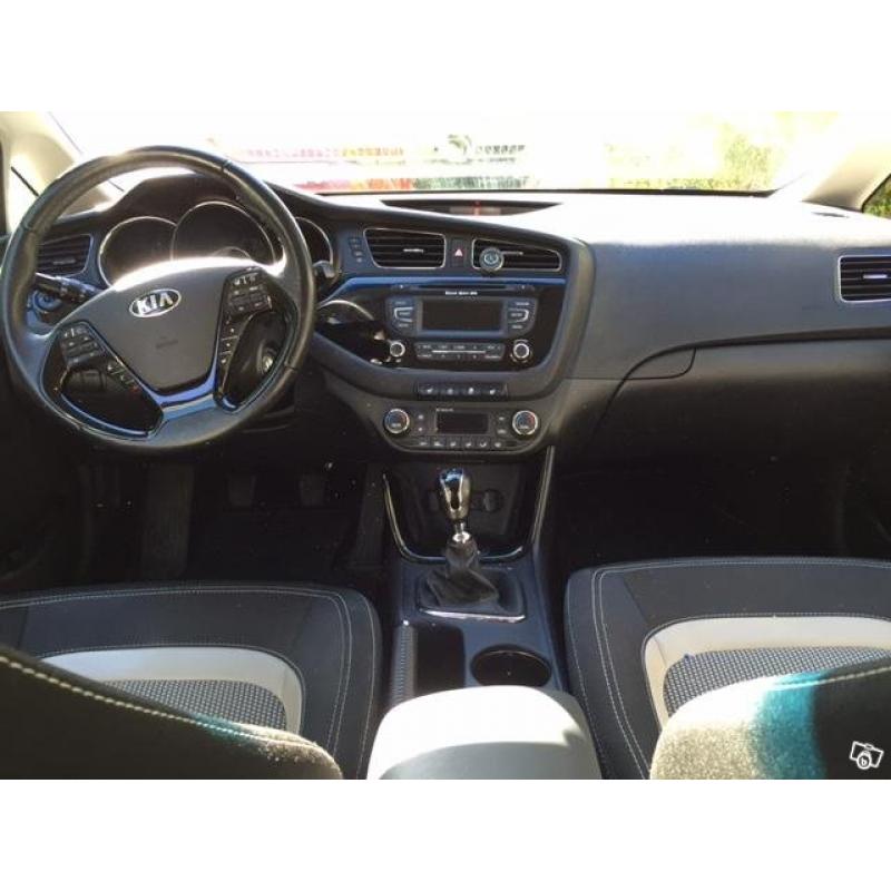 KIA CEE´D 1,6 CRDI drag -14