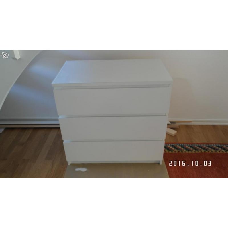 Malm byrå 3-lådor