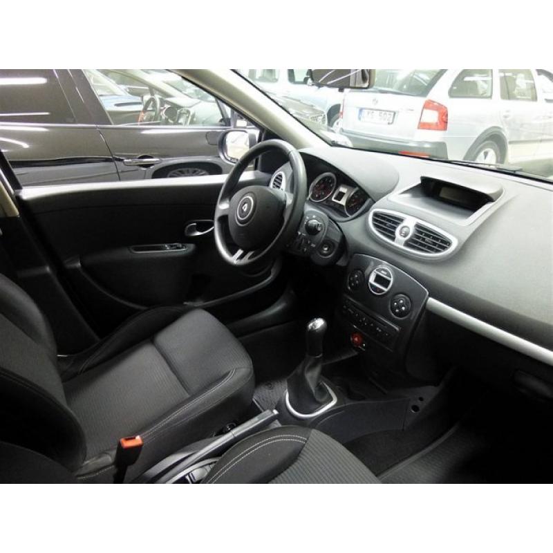 Renault Clio III phII 1.2 16V E5 Exce 5-d -12