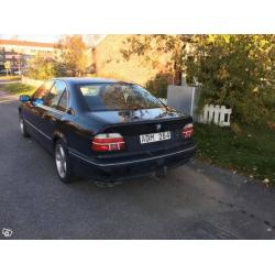 BMW 523i (GDS) -98