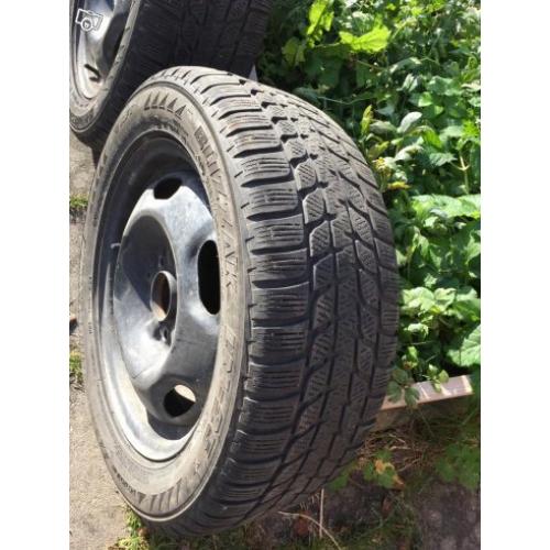 4St Vinterdäck med fälg