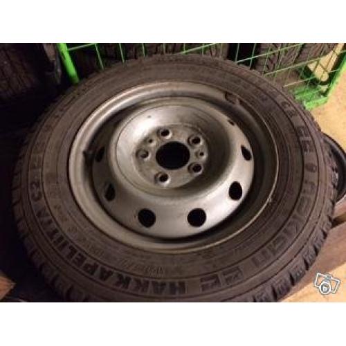 195 70 15 C Nokian - 195 70 15 C Bridgestone