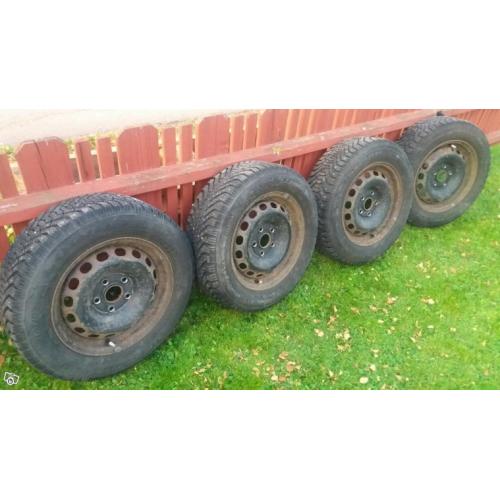 Vinterdäck Audi 100 mfl