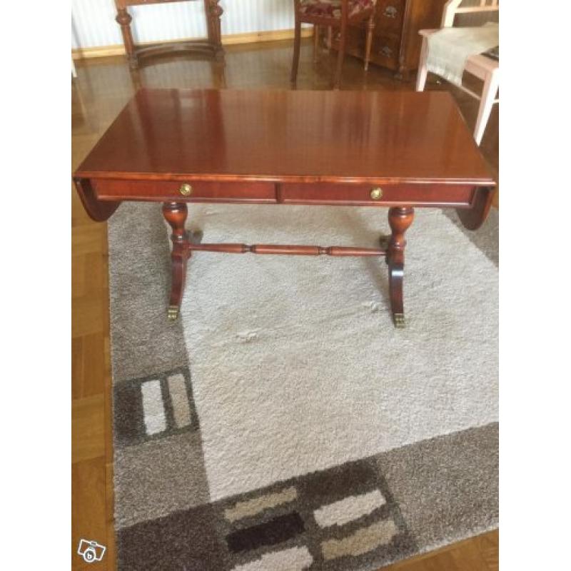 Soffbord 50-tals i mahogny