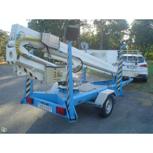 Dexter 15 Z skylift på släpvagn