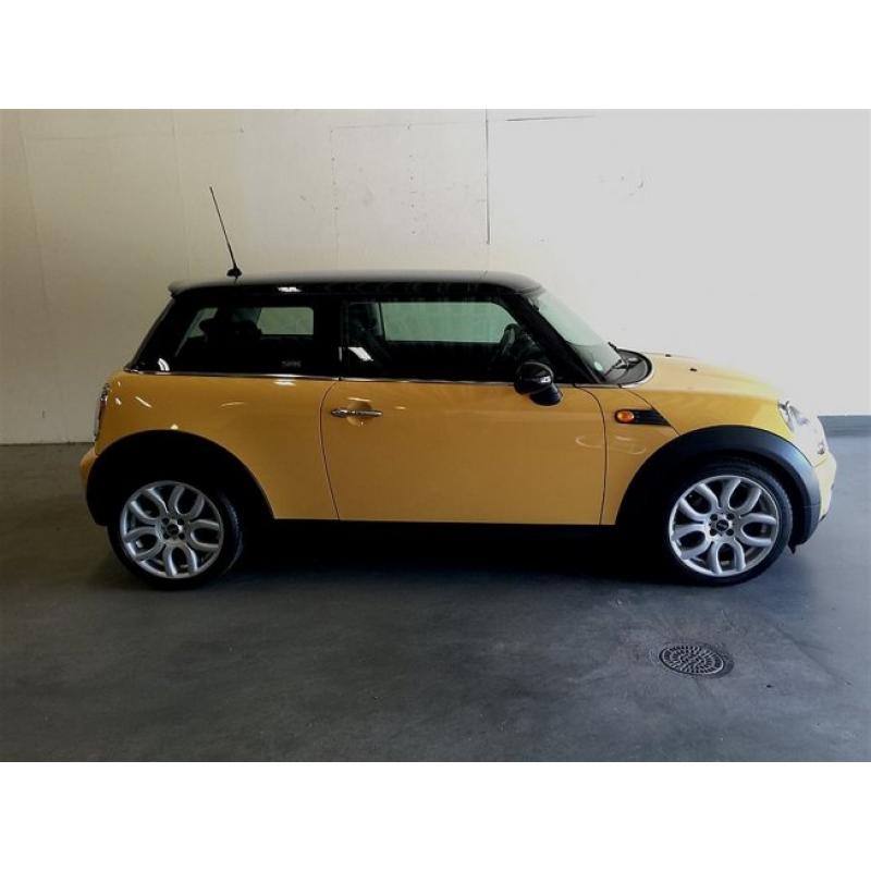 Mini Cooper D 1.6 /110hk/Sv-Såld -09