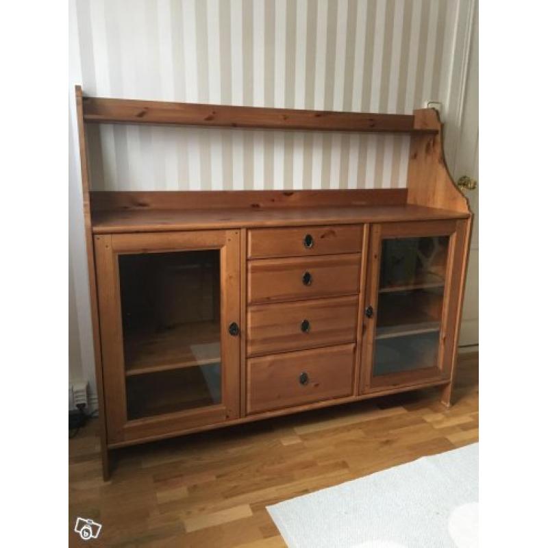 IKEA vitrinskåp/sideboard betsat