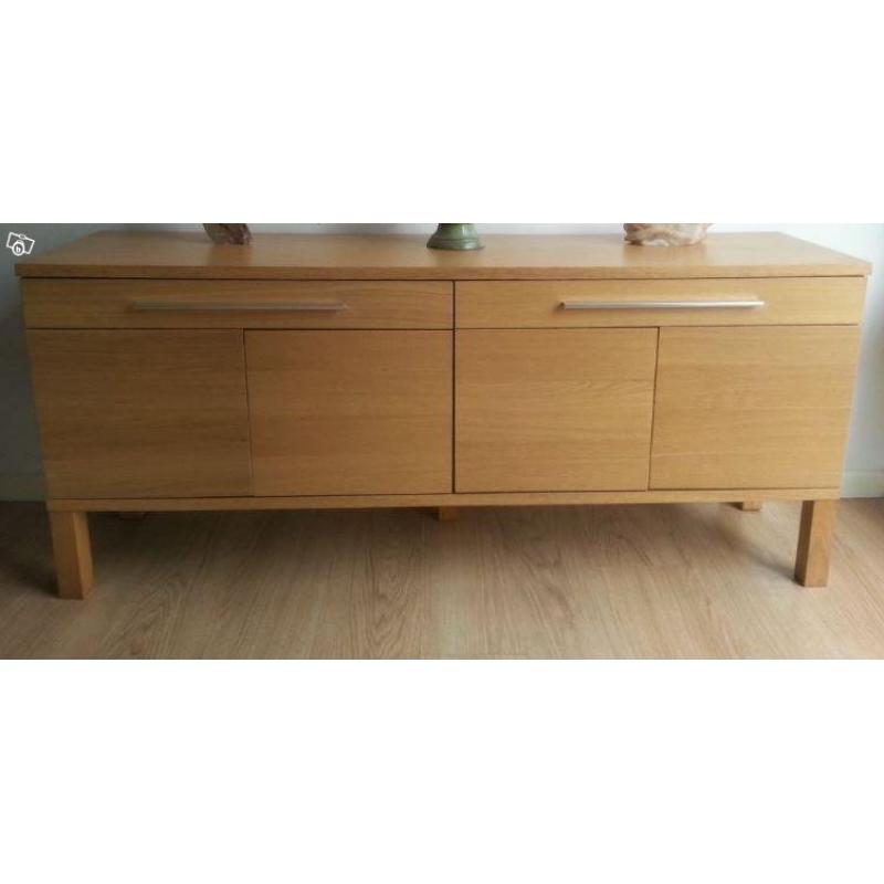 Sideboard i ekfaner