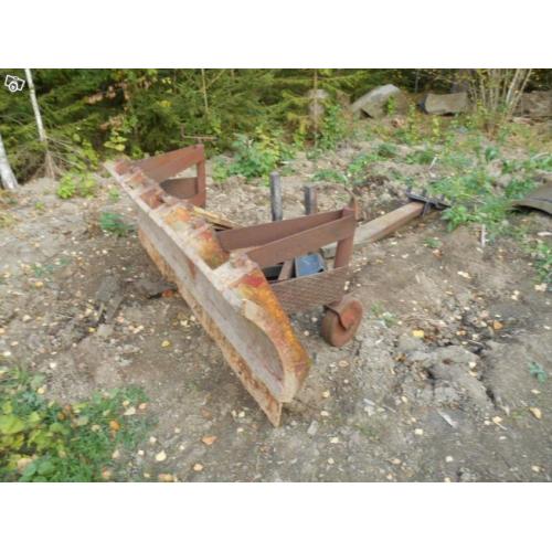 Snäblad/scaktblad frontmonterat