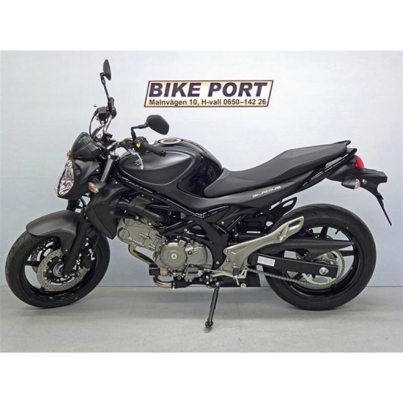 Suzuki SFV 650 A GLADIUS ABS -16