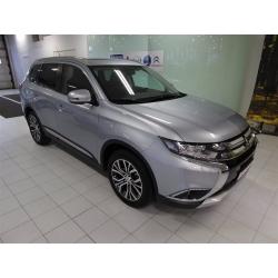 Mitsubishi Outlander 2,2D 6AT 4WD Business Na -16