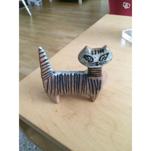 Lisa larsson stående katt
