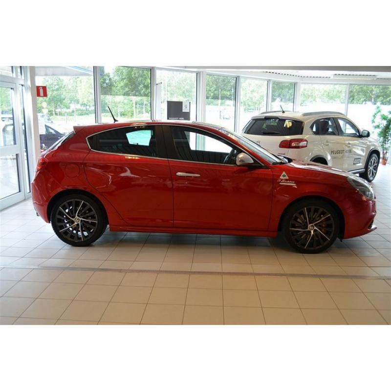 Alfa Romeo Giulietta 1750 TBI GTA 235hk -13