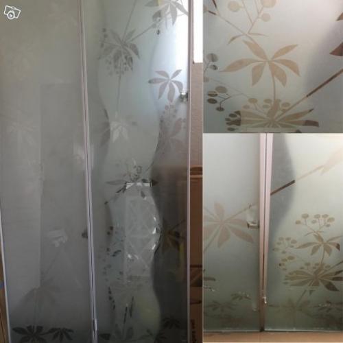 Glasdörrar till Billy Bokhylla från IKEA