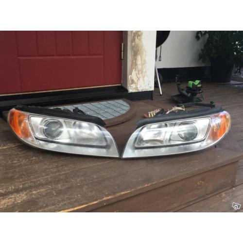 Strålkastare volvo V70/Xc70